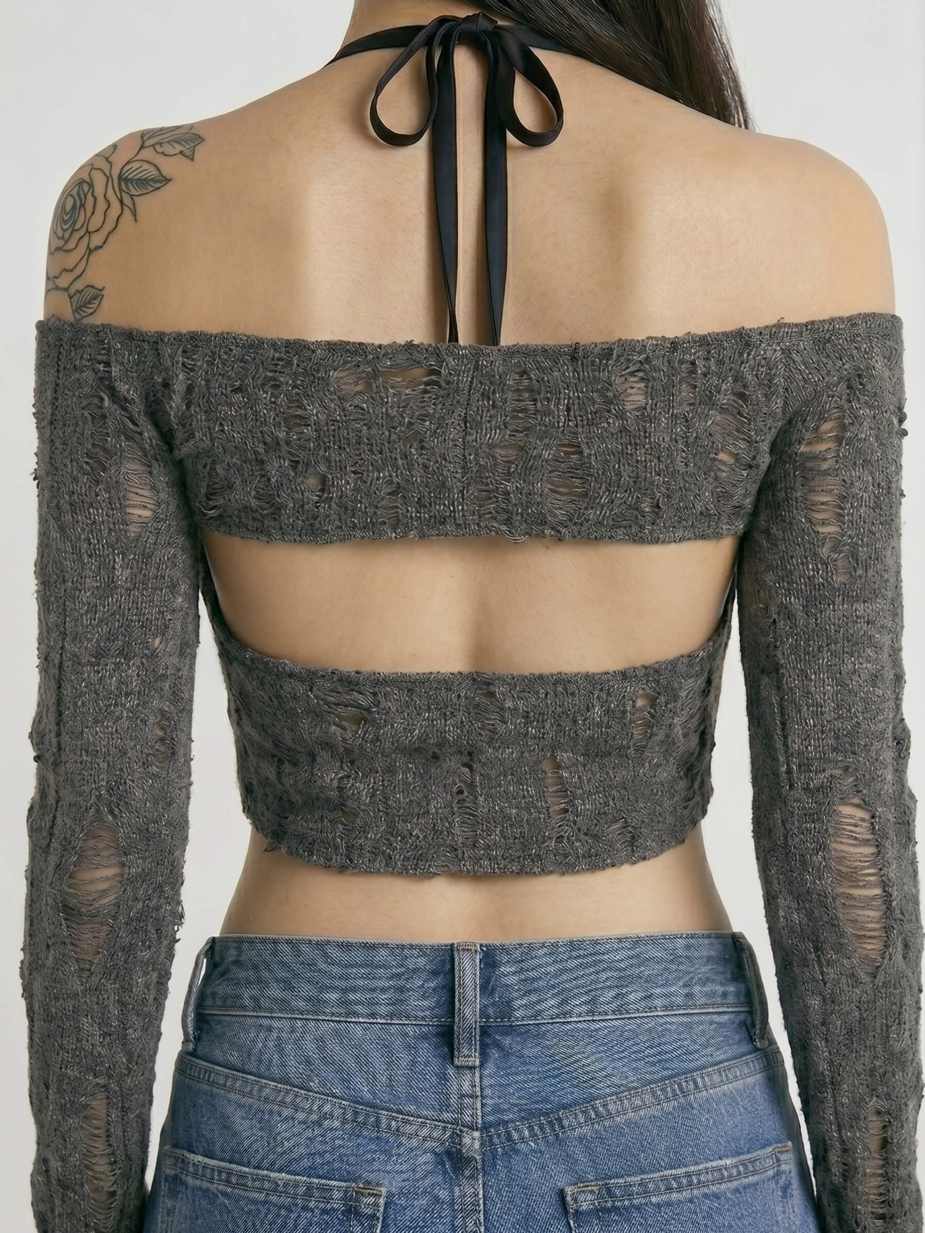 Noir™ | Top Halter Manga Larga Distressed