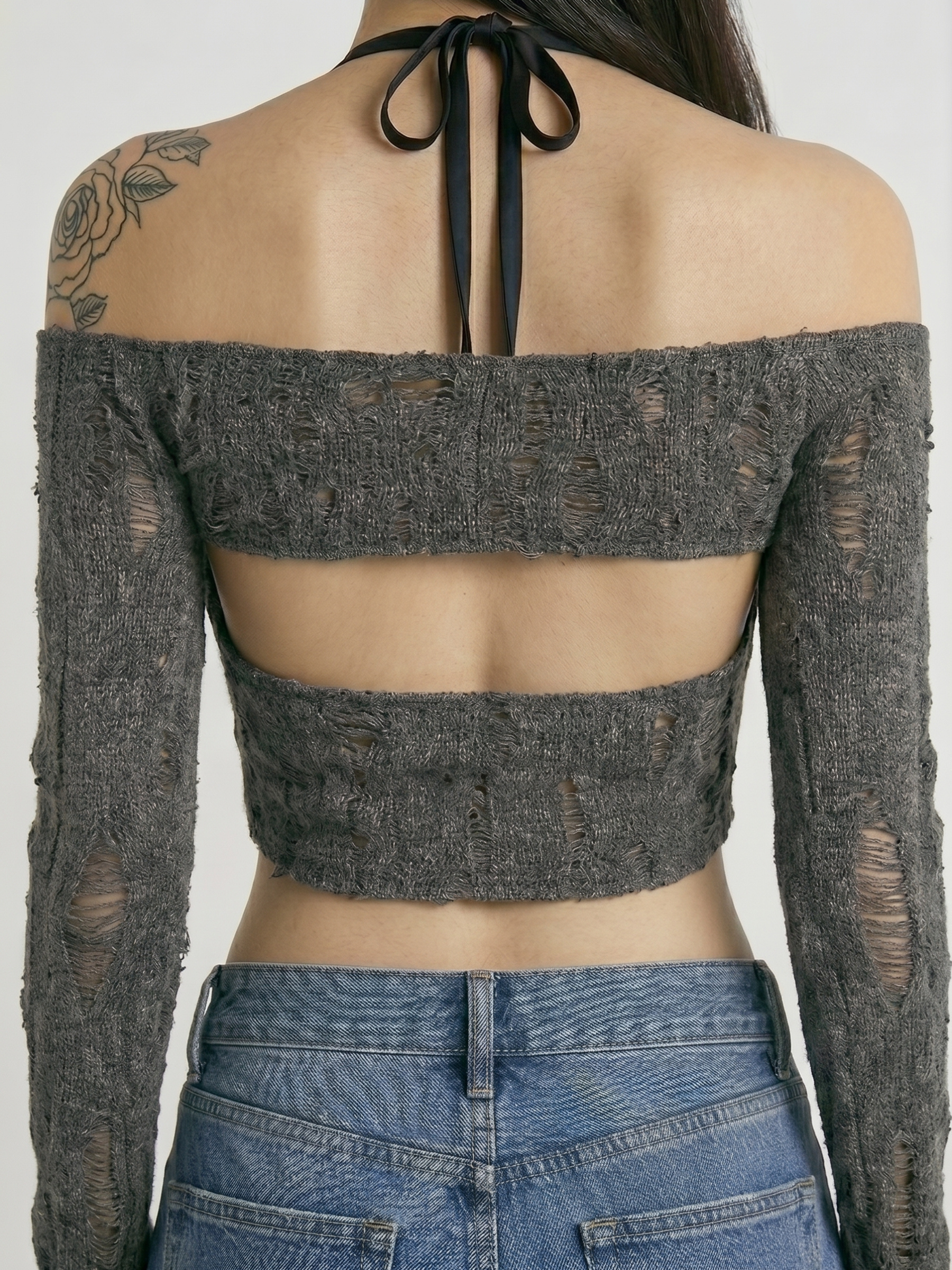 Noir™ | Top Halter Manga Larga Distressed