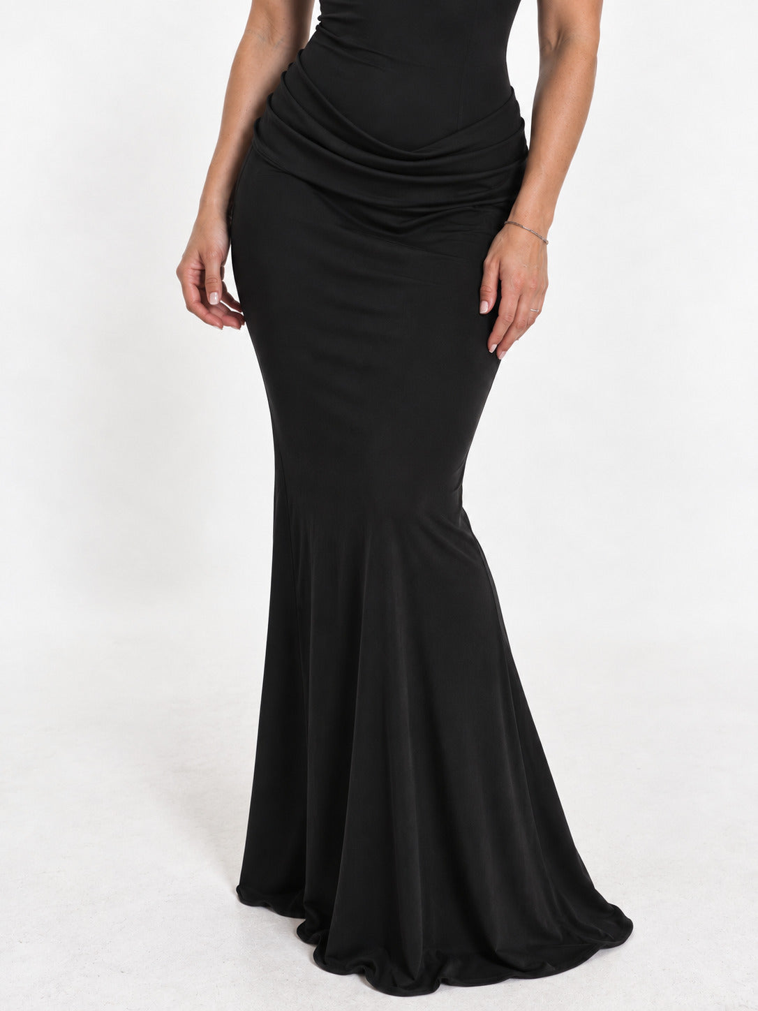LEONOR Vestido maxi Negro zvcolor:negro