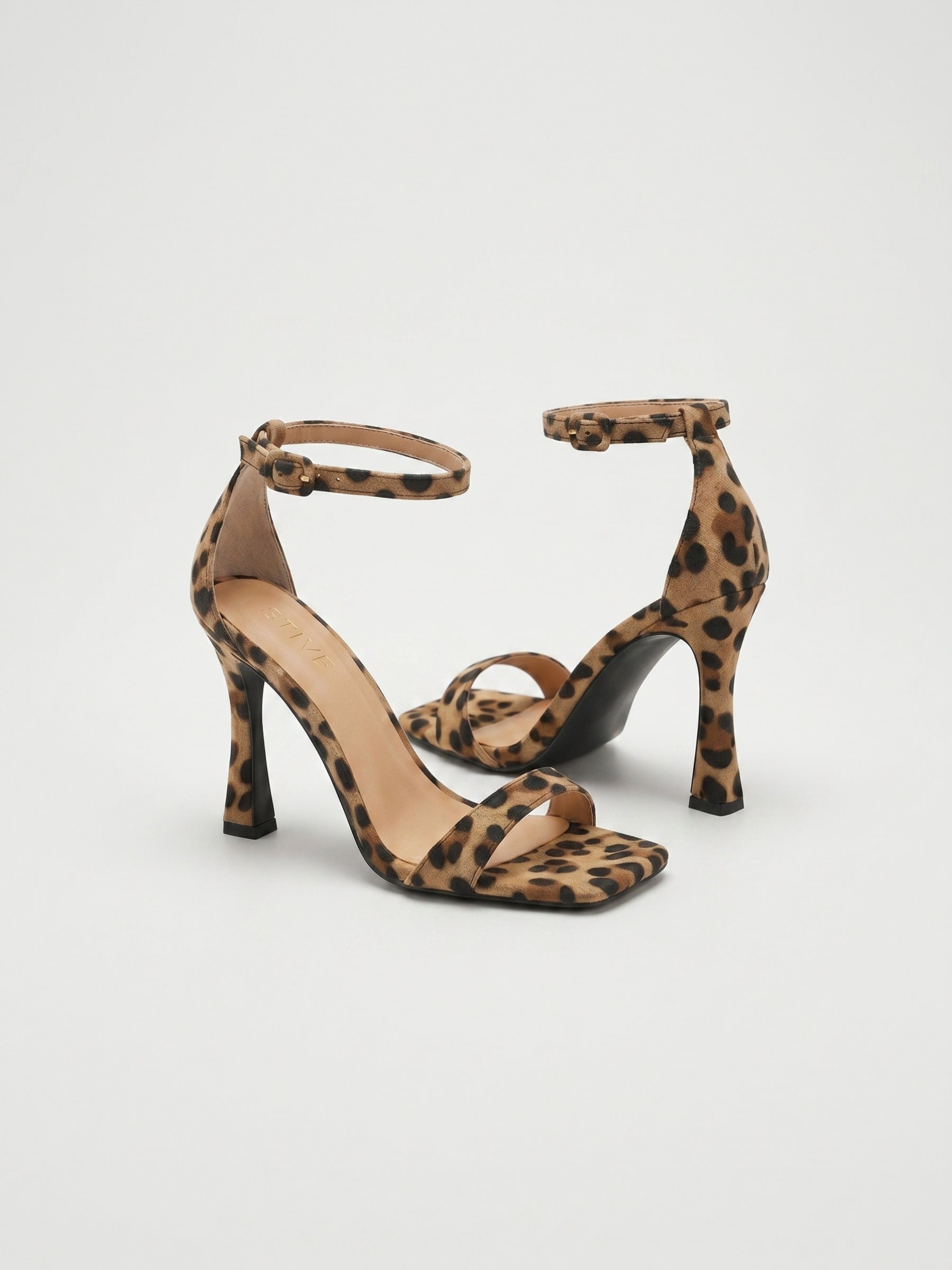 Savage™ Tacón Leopardo Audaz
