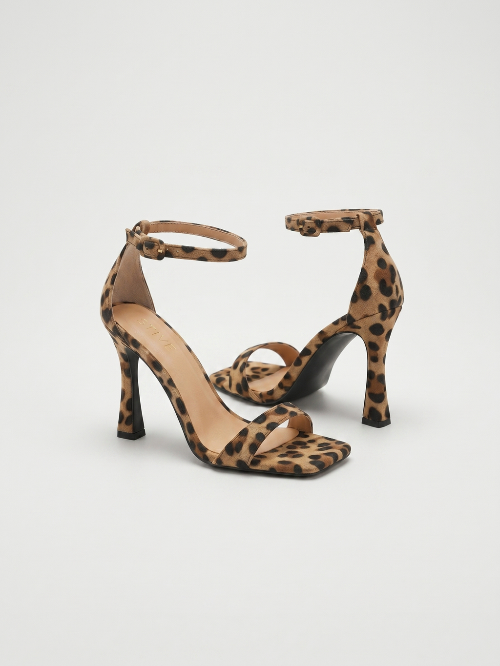 Savage™ Tacón Leopardo Audaz