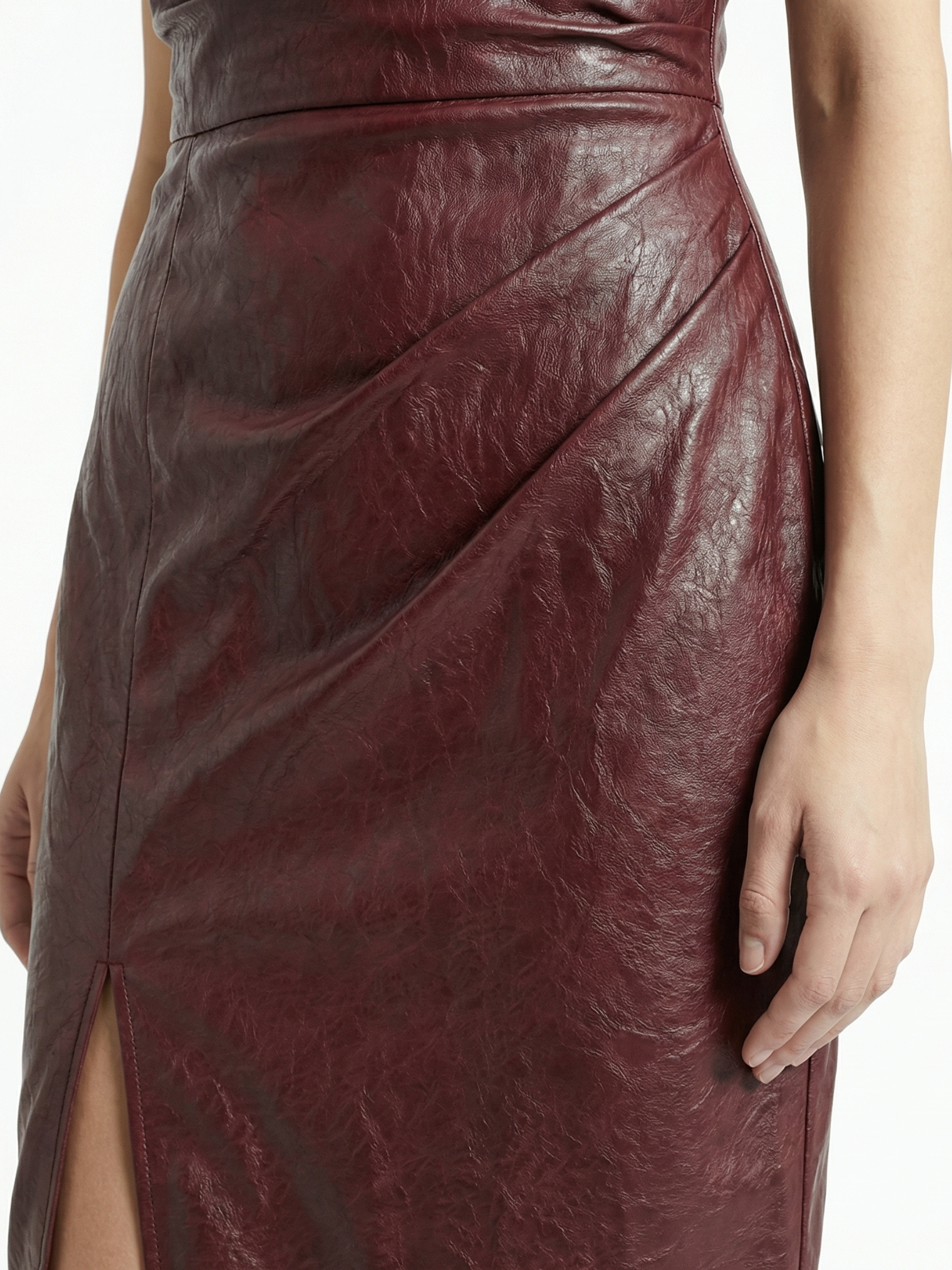 Solenne™ | Vestido efecto piel con abertura