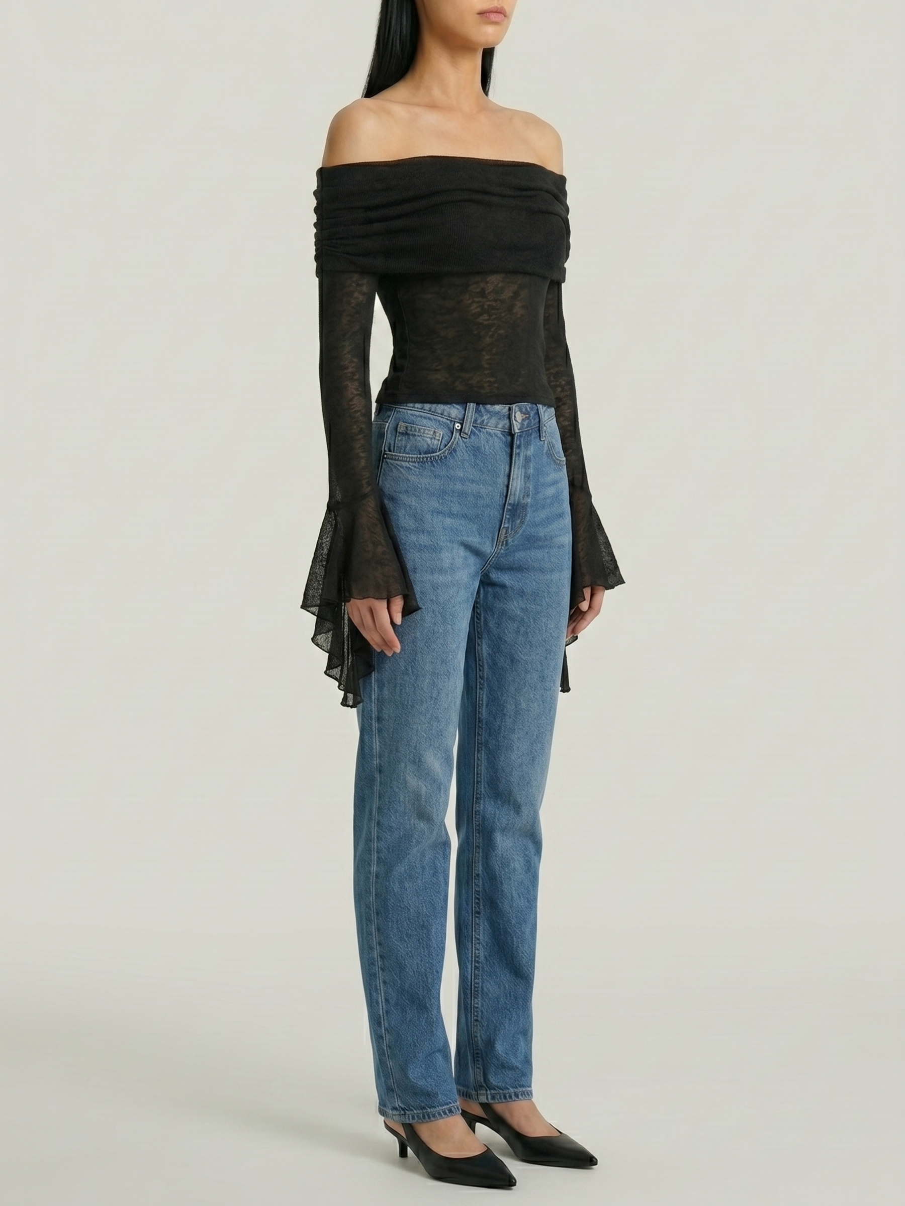Noir Reverie™ | Blusa Off-Shoulder Manga Larga