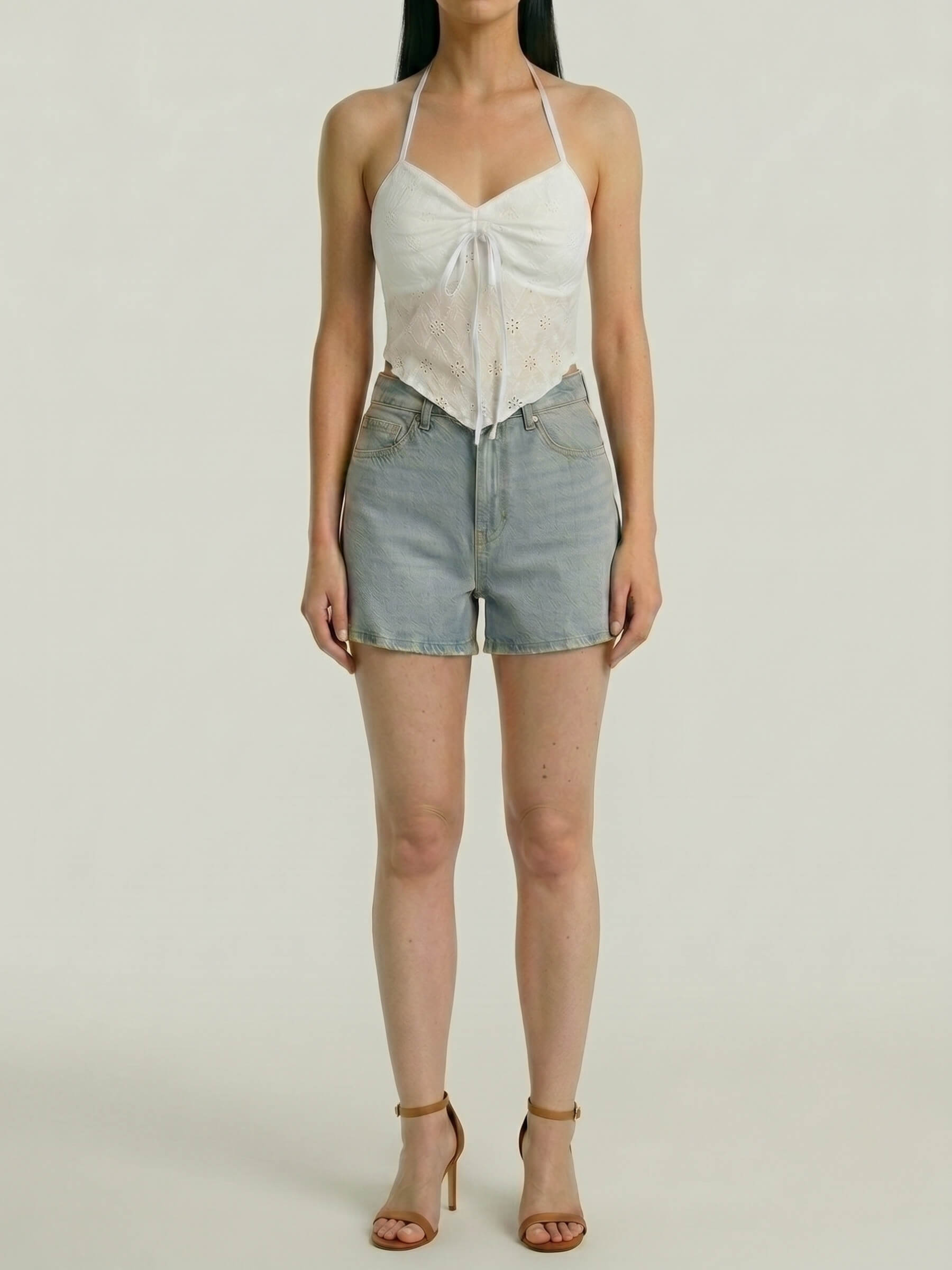Daisy™ | Top Halter Bordado con Lazo