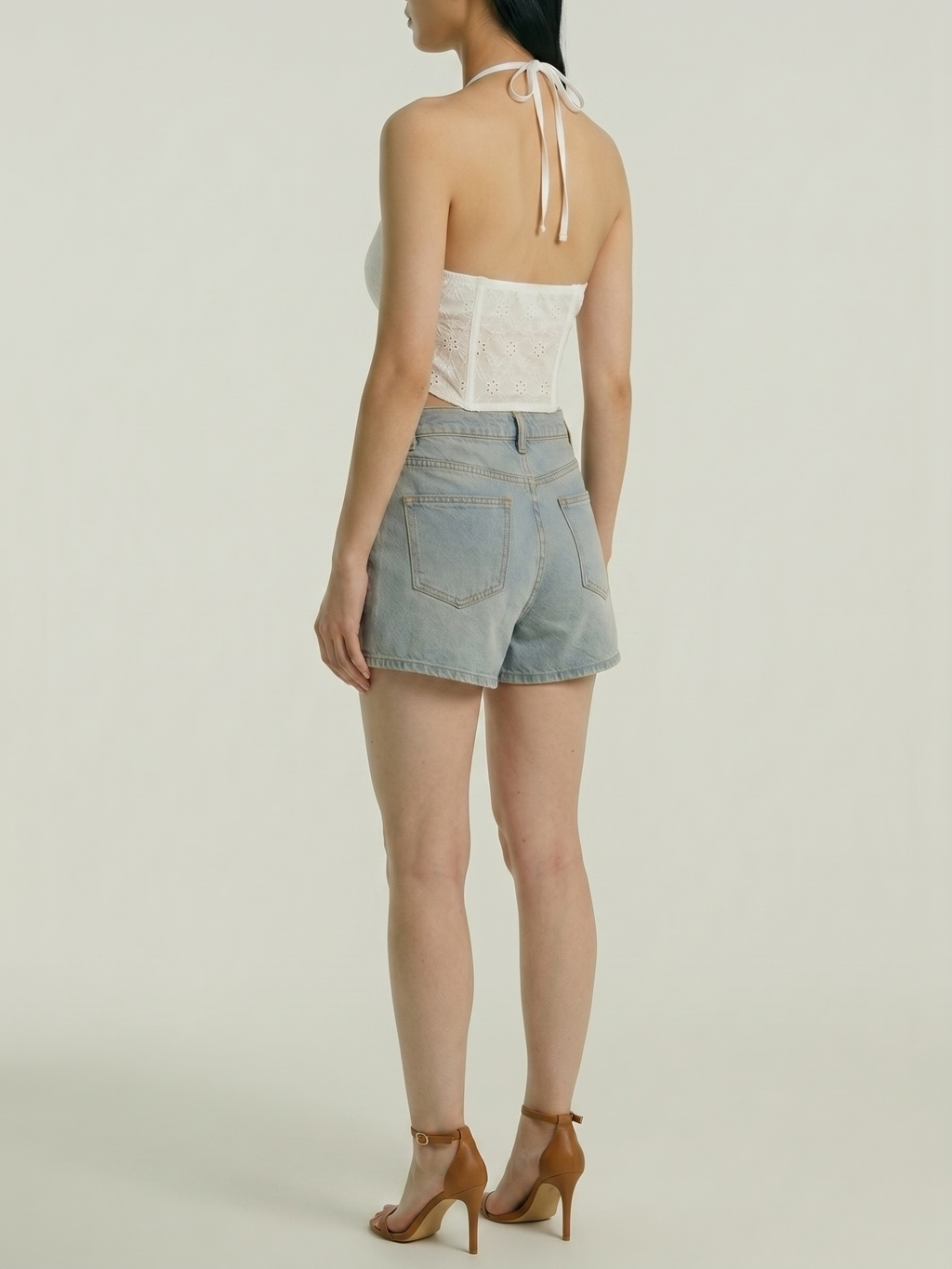 Daisy™ | Top Halter Bordado con Lazo